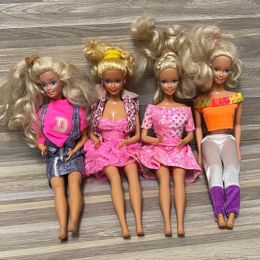 Vintage Barbie 70s 80s Fashion Dolls with Colorful Outfits Barbie lot